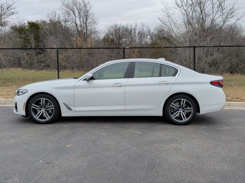 Used 2021 BMW 530i image 10