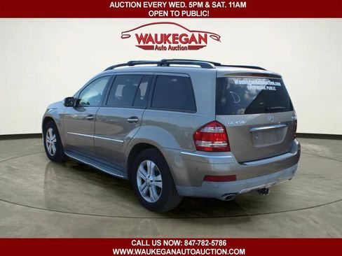 Used 2008 Mercedes-Benz GL 450 4MATIC image 2