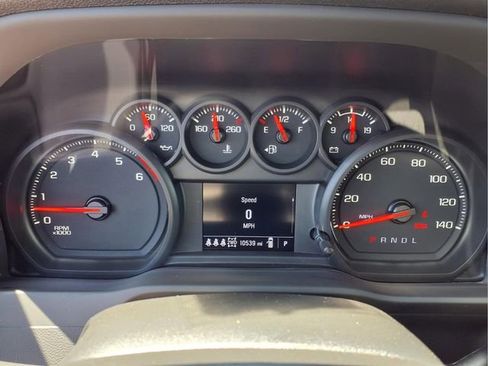 Used 2025 Chevrolet Silverado 2500 Custom w/ Custom Convenience Package AWD/4WD image 12