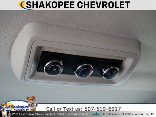 Used 2019 Dodge Journey SE FWD image 14