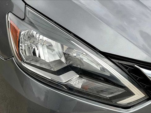 Used 2019 Nissan Sentra SV image 27