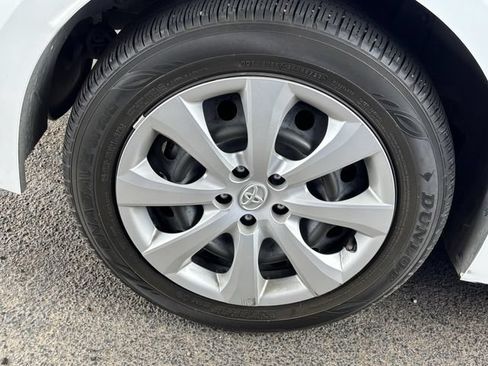 Used 2024 Toyota Corolla LE FWD image 9