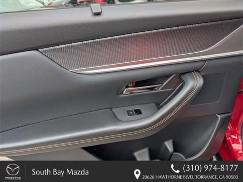 Used 2025 MAZDA CX-70 Plug-In Hybrid w/ Premium Plus image 9