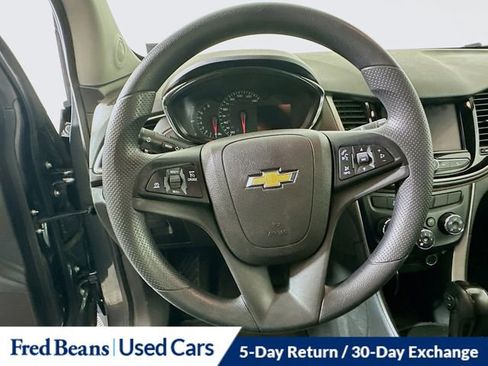 Used 2020 Chevrolet Trax LS w/ Tint and Cruise Package AWD/4WD image 13