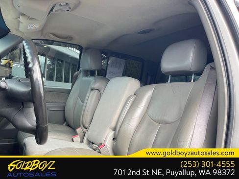 Used 2003 GMC Sierra 2500 SLT w/ SLT Preferred Equipment Group AWD/4WD image 13