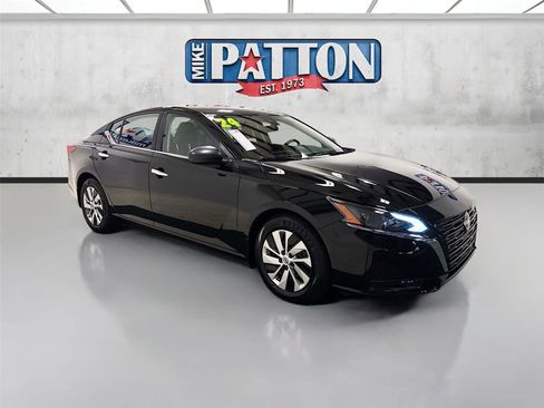 Used 2024 Nissan Altima 2.5 S image 1