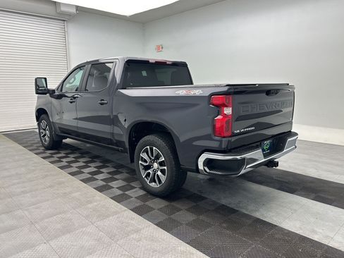 Certified 2024 Chevrolet Silverado 1500 LT AWD/4WD image 3