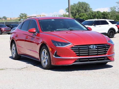 Used 2022 Hyundai Sonata SE FWD image 4