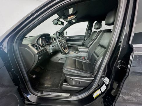 Used 2014 Jeep Grand Cherokee Limited w/ Trailer Tow Group IV AWD/4WD image 17