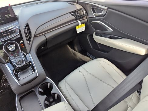 New 2026 Acura RDX SH-AWD image 21