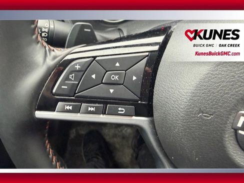 Used 2025 Nissan Altima 2.5 SR image 9