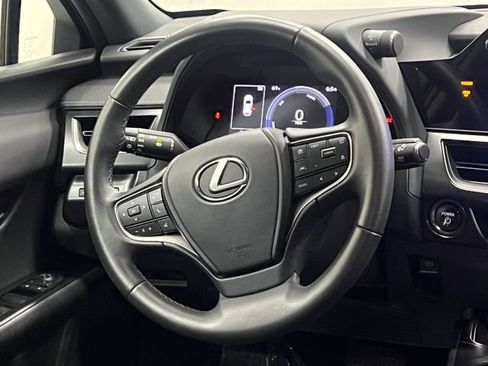 Certified 2025 Lexus UX 300h FWD image 15