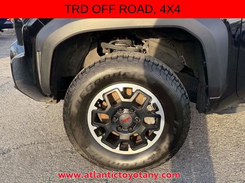 Used 2024 Toyota Tacoma TRD Off-Road AWD/4WD image 12