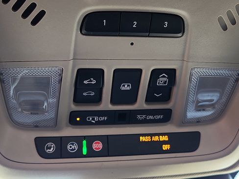 Used 2017 Buick LaCrosse Premium w/ Dynamic Driver Package image 17