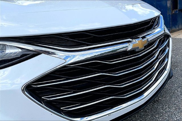 Used 2024 Chevrolet Malibu LT FWD image 30