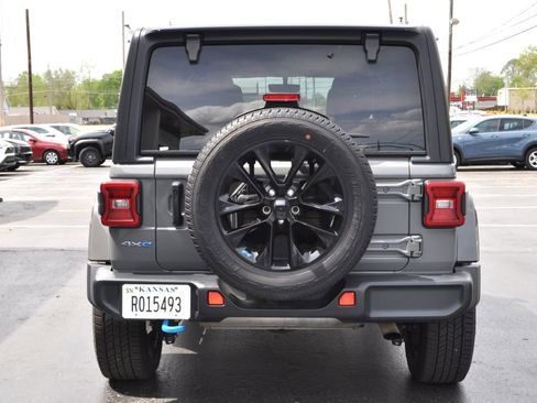 Used 2023 Jeep Wrangler Unlimited Sahara w/ Cold Weather Group image 5