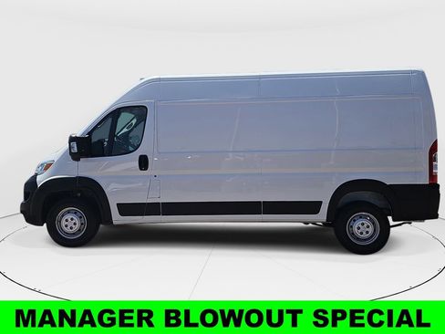 Used 2023 RAM ProMaster 2500 FWD image 6