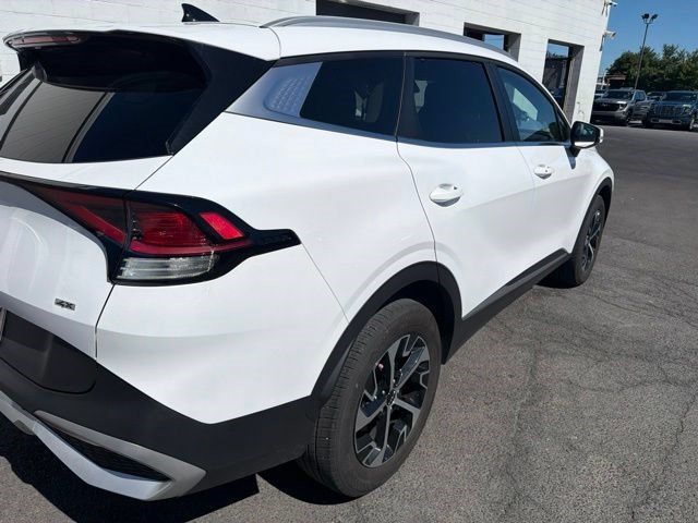 Certified 2024 Kia Sportage EX AWD/4WD image 28