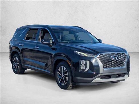 Used 2020 Hyundai Palisade SEL FWD image 3