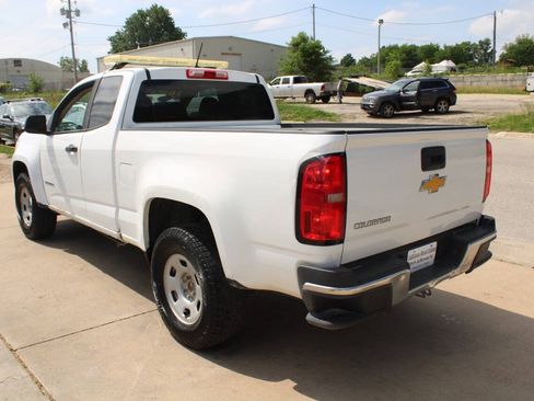 Used 2018 Chevrolet Colorado W/T RWD image 6