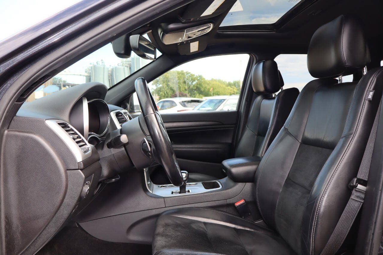 Used 2015 Jeep Grand Cherokee Altitude AWD/4WD image 5