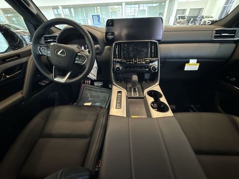 New 2026 Lexus LX 700h F Sport AWD/4WD image 11