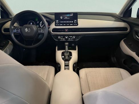 Certified 2024 Honda HR-V LX image 13