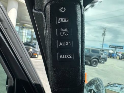 Used 2022 Jeep Wrangler Rubicon w/ Steel Bumper Group AWD/4WD image 21