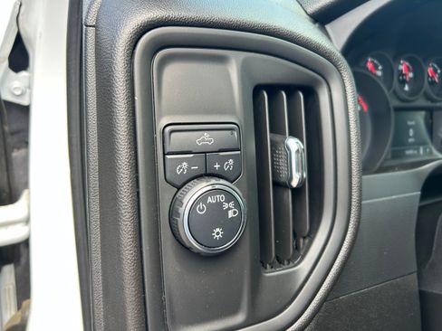 Used 2021 Chevrolet Silverado 2500 W/T w/ WT Convenience Package RWD image 12