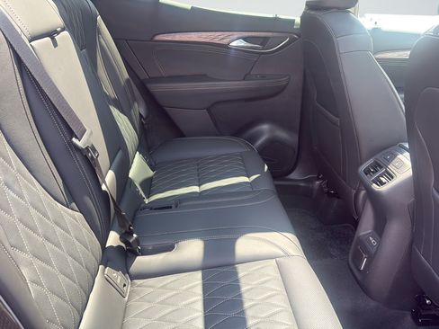 Used 2023 Buick Envision Avenir AWD/4WD image 21