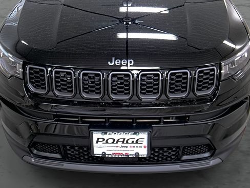 New 2026 Jeep Compass Latitude w/ Quick Order Package 29K image 16