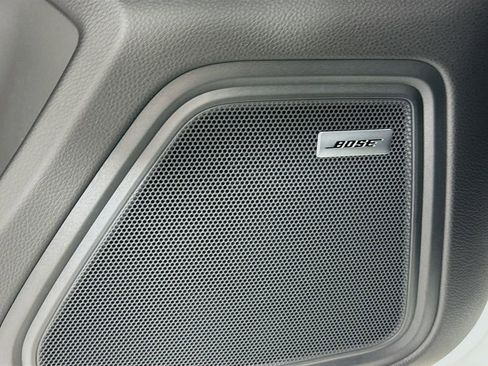 Certified 2026 Porsche Macan image 20