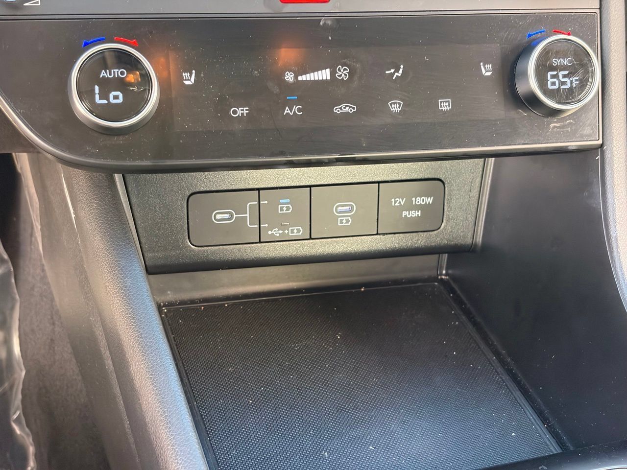Used 2025 Hyundai Sonata SEL FWD image 27