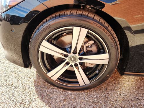 New 2025 Mercedes-Benz C 300 Sedan image 11