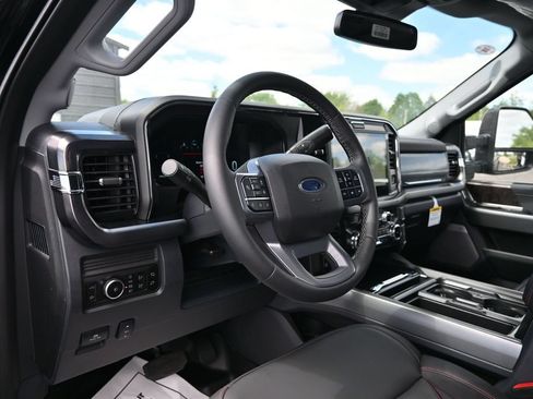 New 2026 Ford F250 Lariat w/ Black Appearance Package AWD/4WD image 20