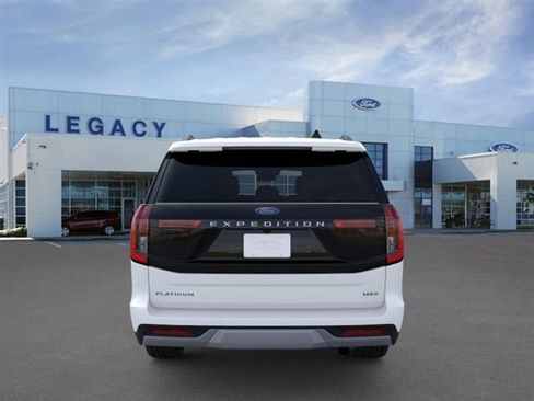 New 2026 Ford Expedition Max Platinum w/ Driver's Package AWD/4WD image 5