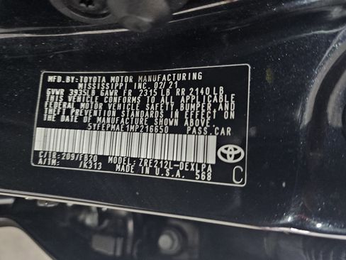 Used 2021 Toyota Corolla LE w/ Carpet Mat Package (TMS) image 26