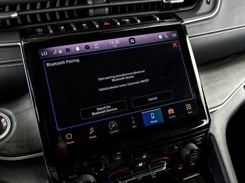 Used 2023 Jeep Grand Cherokee L Limited image 38