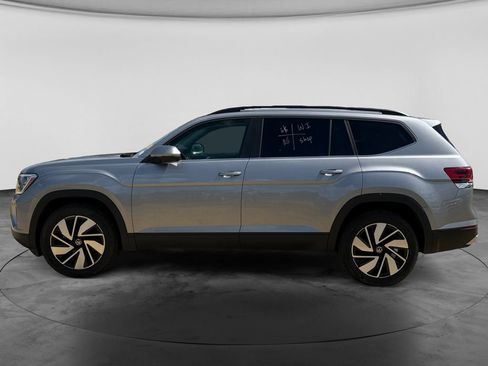 Used 2025 Volkswagen Atlas SE AWD/4WD image 5