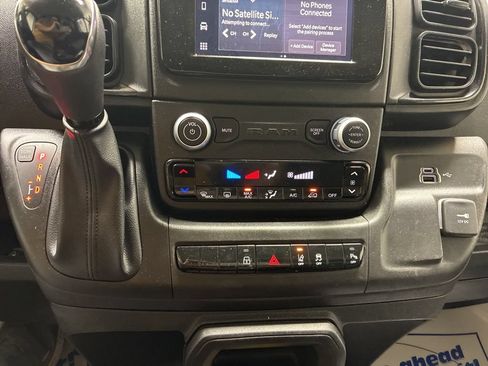 Used 2025 RAM ProMaster 2500 w/ Safety Group FWD image 21
