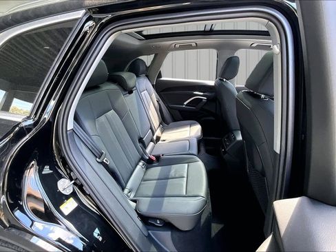 New 2026 Audi Q5 Premium AWD/4WD image 10