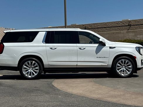 Certified 2023 GMC Yukon XL Denali w/ Advanced Technology Package AWD/4WD image 3