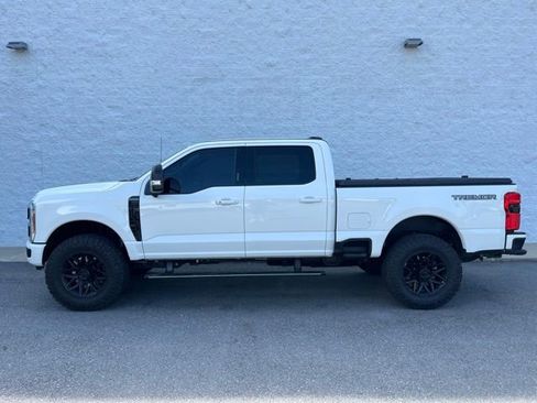 Used 2026 Ford F250 Platinum w/ Tremor Off-Road Package image 3