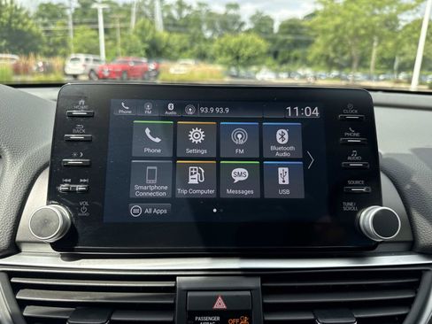 Used 2018 Honda Accord Sport image 25