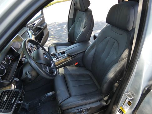 Used 2015 BMW X5 xDrive50i image 54