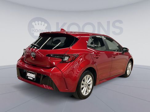 Used 2025 Toyota Corolla SE image 5