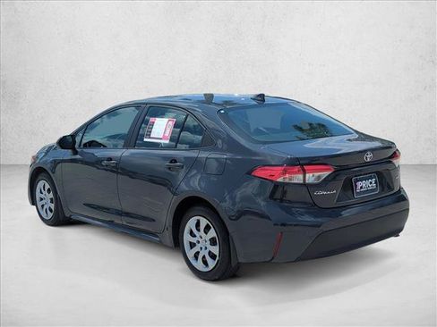 Used 2025 Toyota Corolla LE FWD image 7