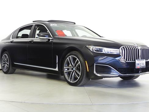 Used 2020 BMW 750i xDrive AWD/4WD image 4