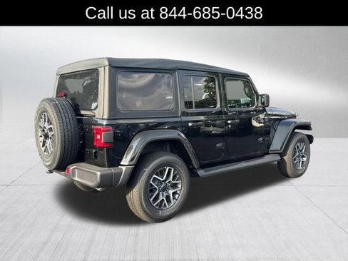 New 2026 Jeep Wrangler Unlimited Sahara AWD/4WD image 5