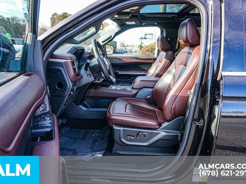 Used 2024 Ford Expedition Max Limited image 21